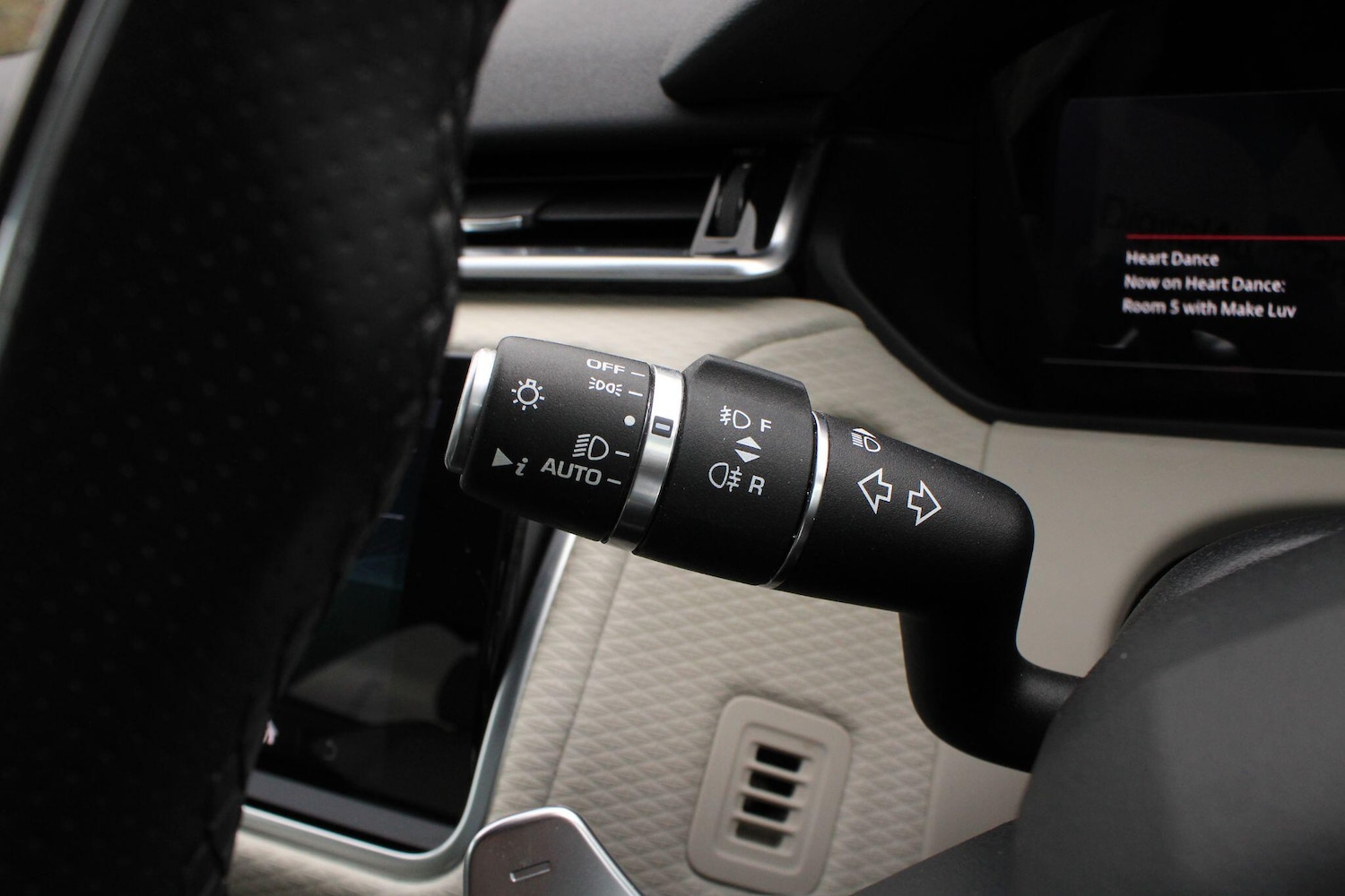 Used Land Rover Range Rover Velar 2017 for sale - 77908759: Photo 37