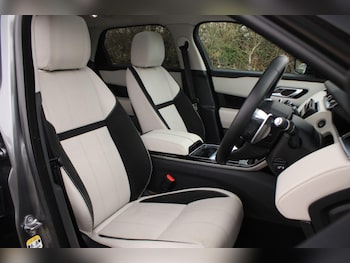 Used Land Rover Range Rover Velar 2017 for sale - 77908759: Photo