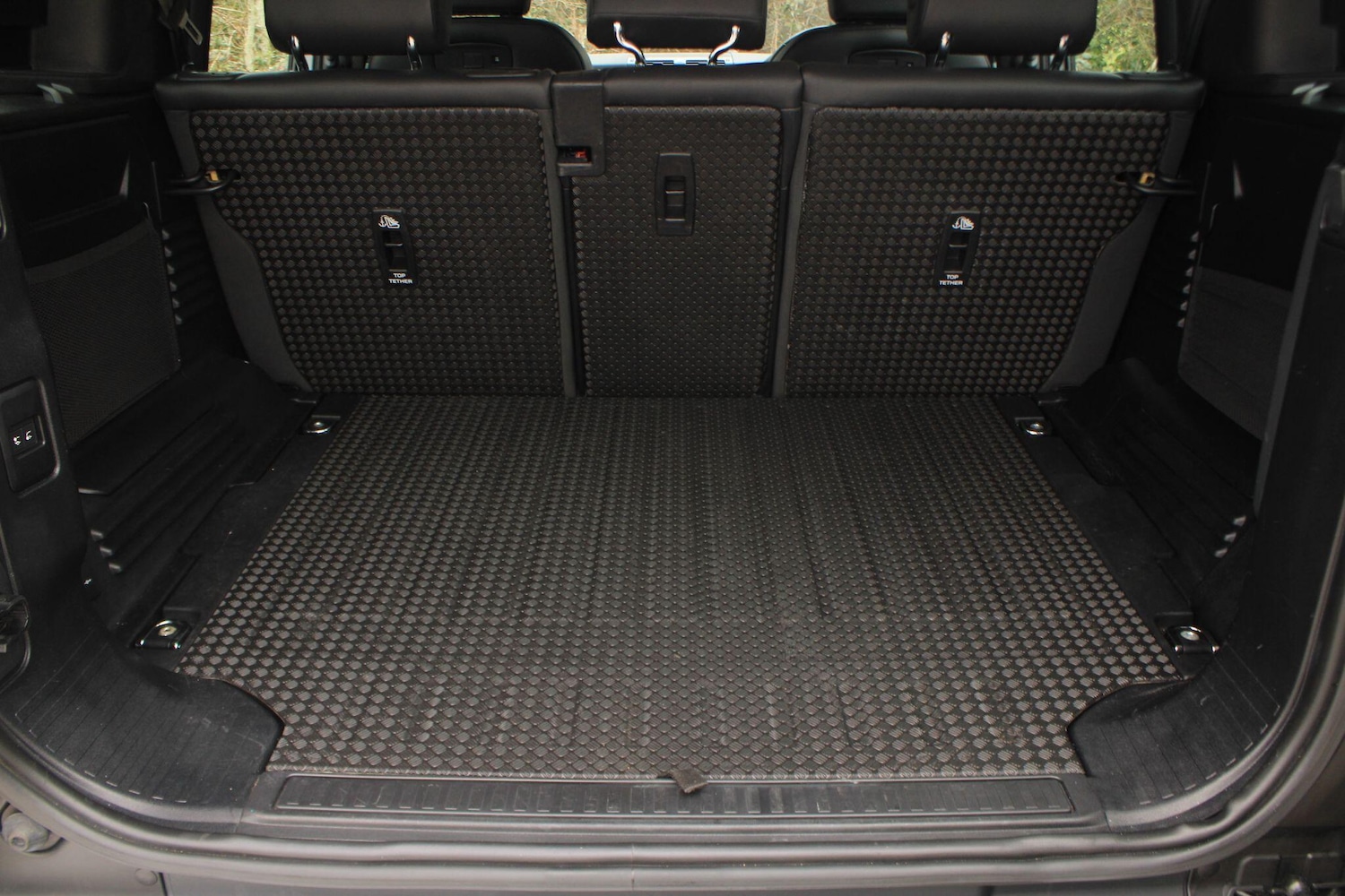 Used Land Rover Defender 2021 for sale - 77753216: Photo 11