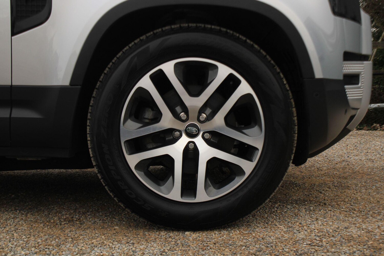 Used Land Rover Defender 2021 for sale - 77753216: Photo 13