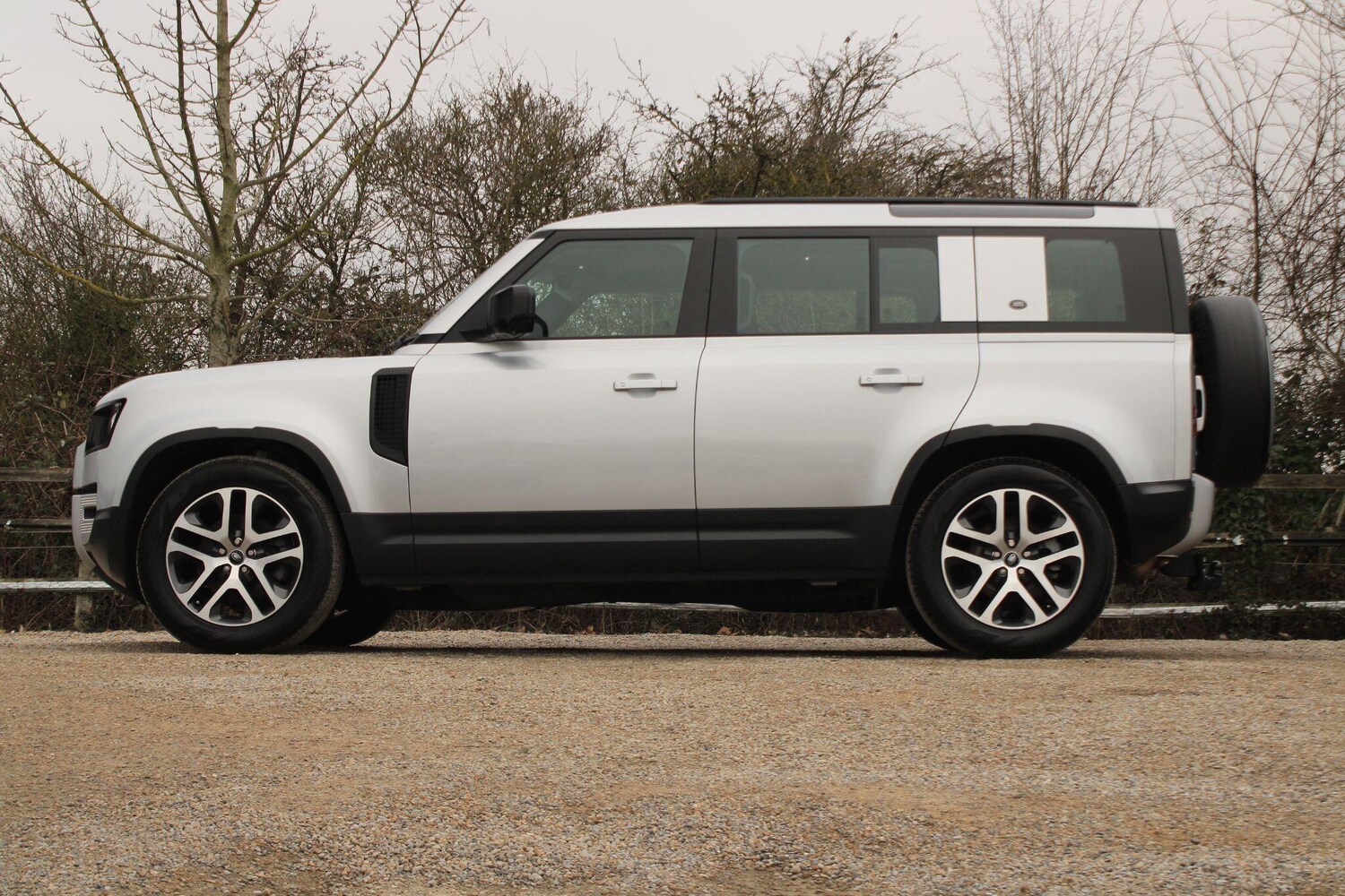 Used Land Rover Defender 2021 for sale - 77753216: Photo 18