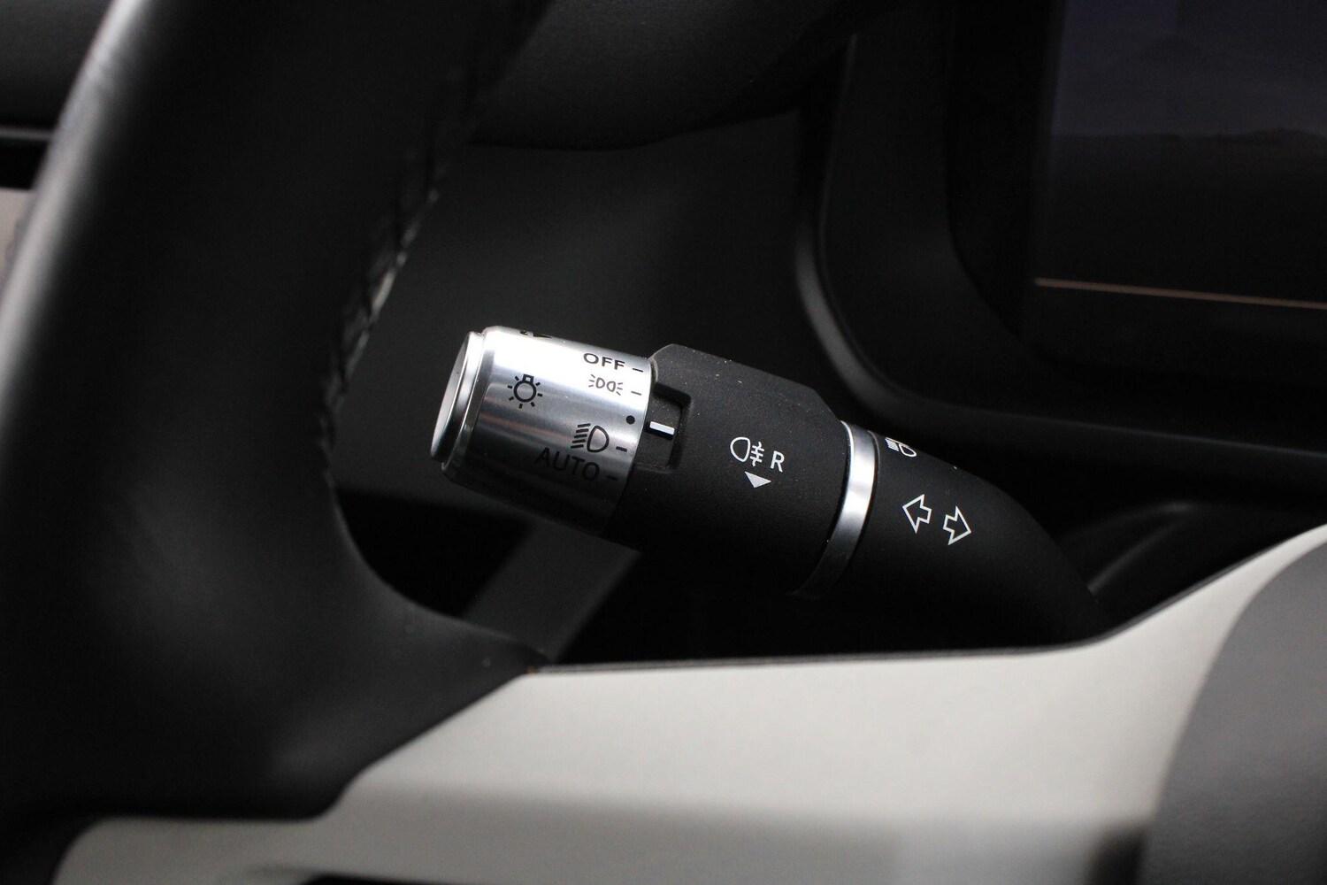 Used Land Rover Defender 2021 for sale - 77753216: Photo 36