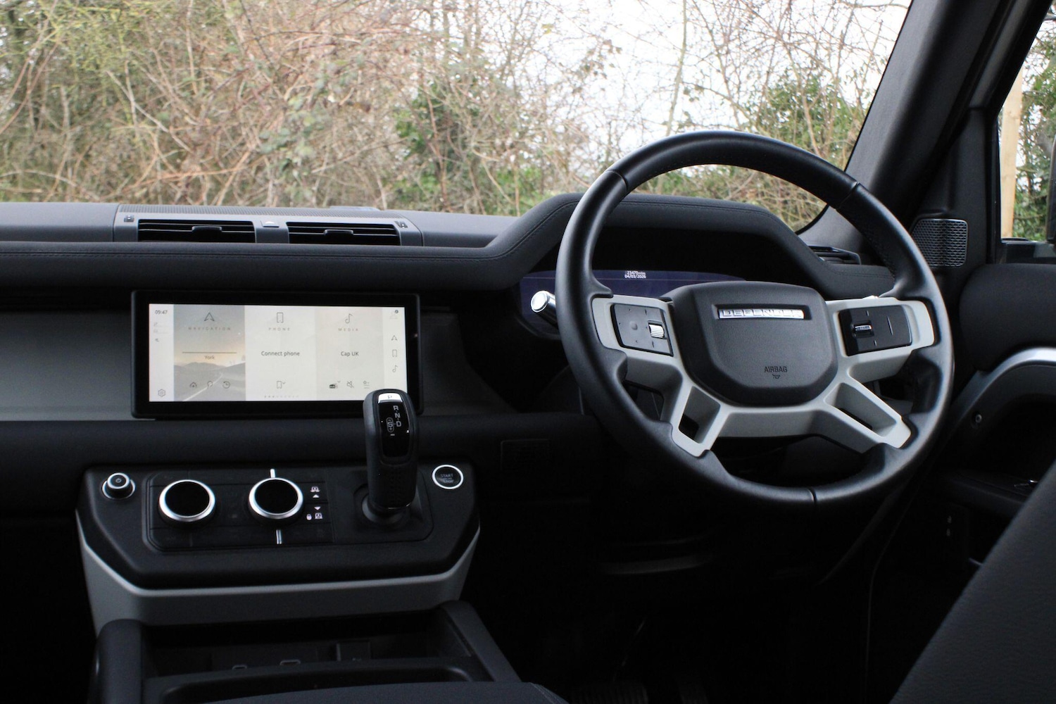 Used Land Rover Defender 2021 for sale - 77753216: Photo 8