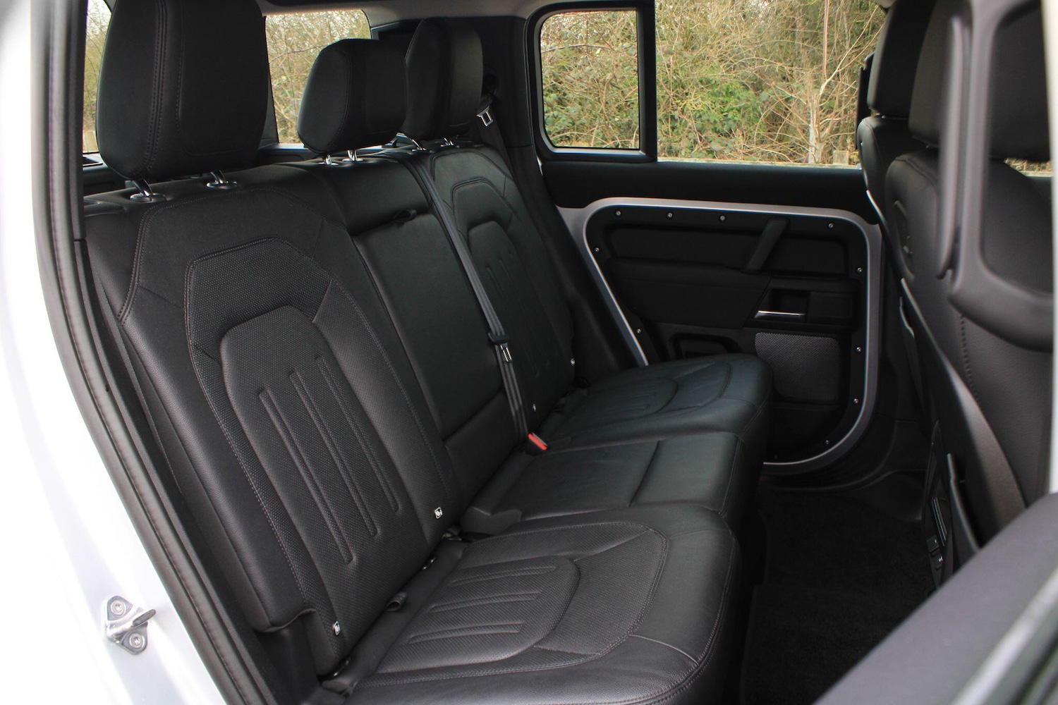Used Land Rover Defender 2021 for sale - 77753216: Photo 9