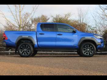 Used Toyota Hilux 2023 for sale - 73624440: Photo