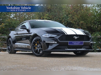 Ford - Mustang
