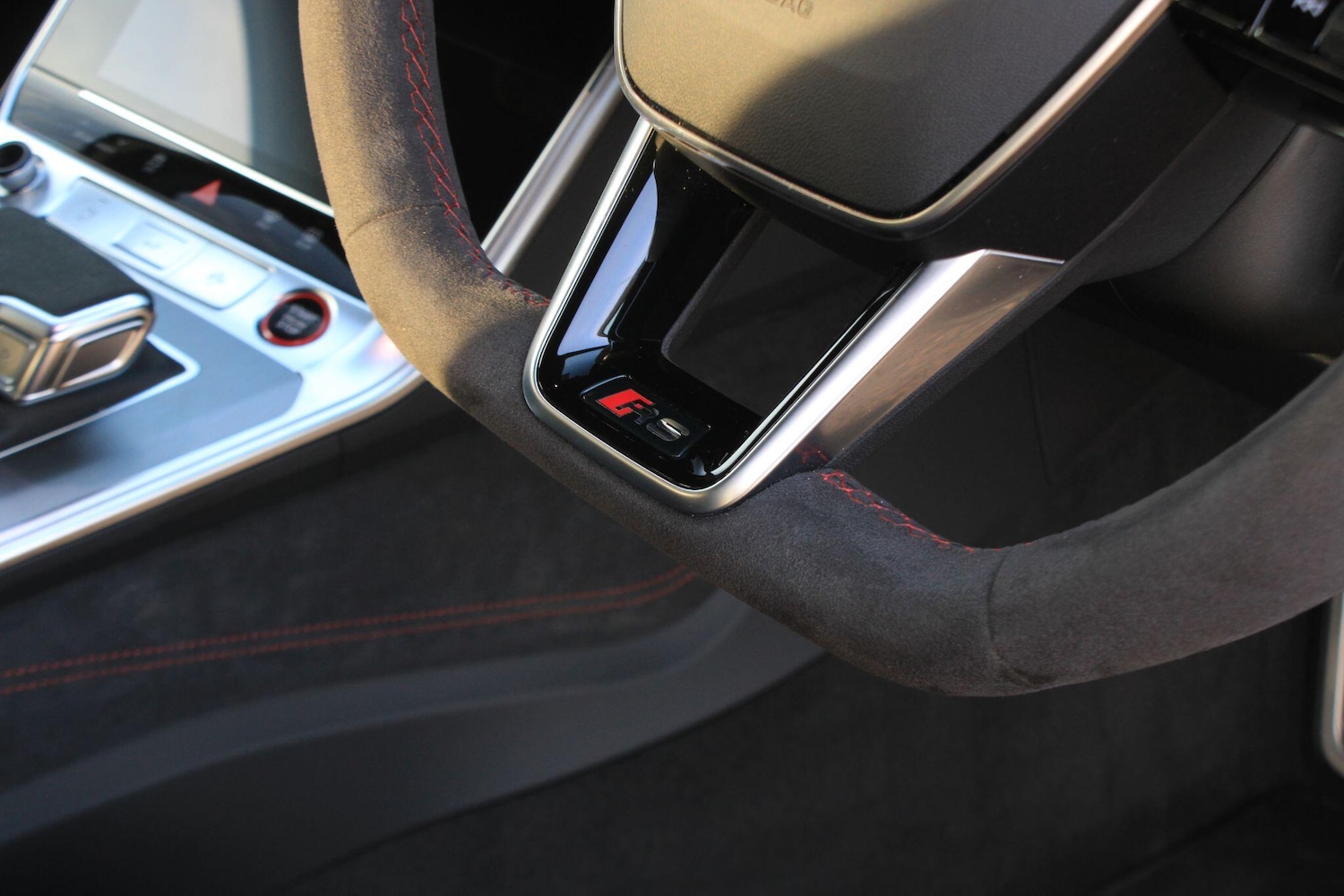 Used Audi RS6 2024 for sale - 77203025: Photo 36