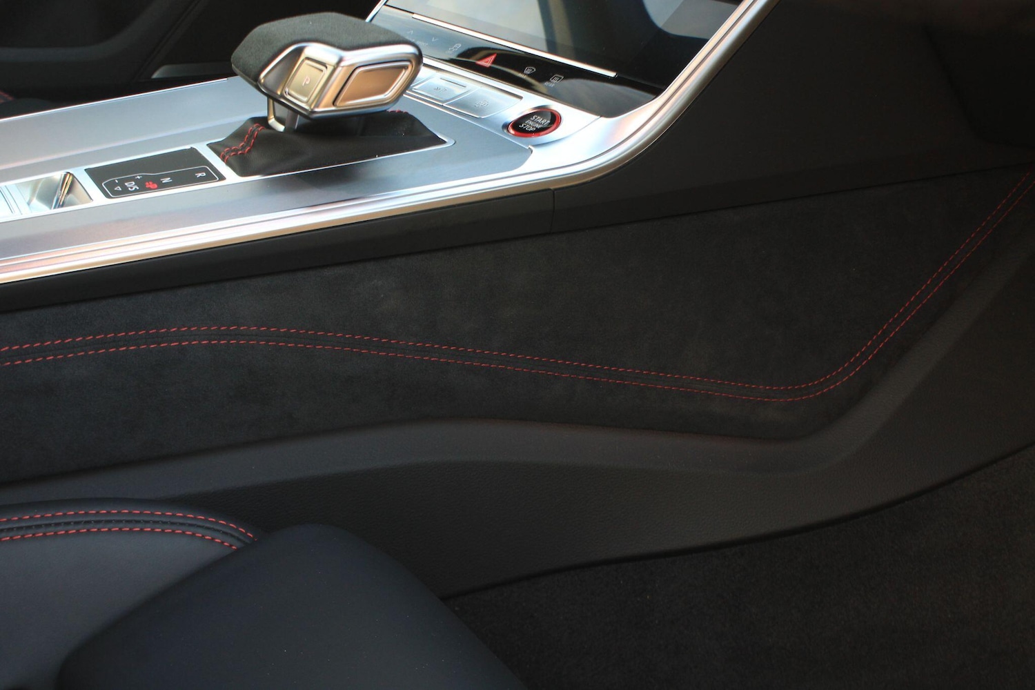 Used Audi RS6 2024 for sale - 77203025: Photo 37