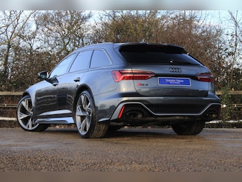 Used Audi RS6 2024 for sale - 77203025: Photo