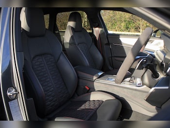 Used Audi RS6 2024 for sale - 77203025: Photo