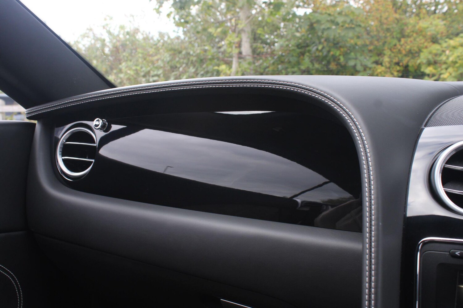 Used Bentley Continental 2015 for sale - 76059721: Photo 31