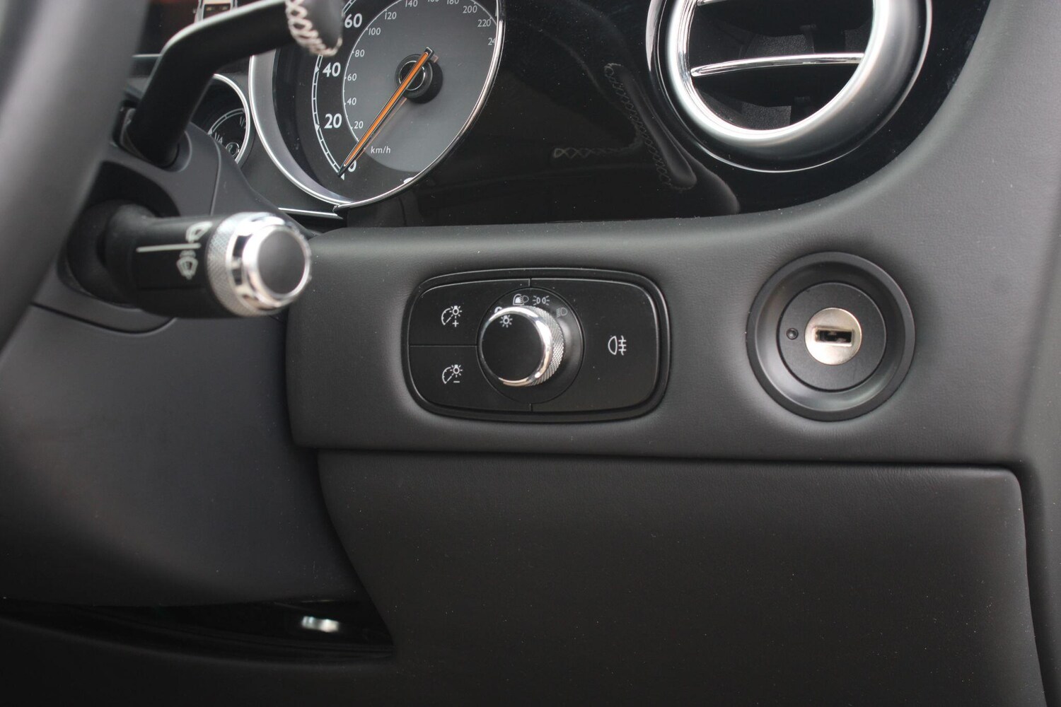 Used Bentley Continental 2015 for sale - 76059721: Photo 36