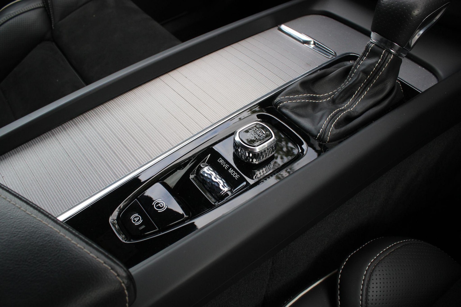 Used Volvo XC60 2018 for sale - 76996690: Photo 23