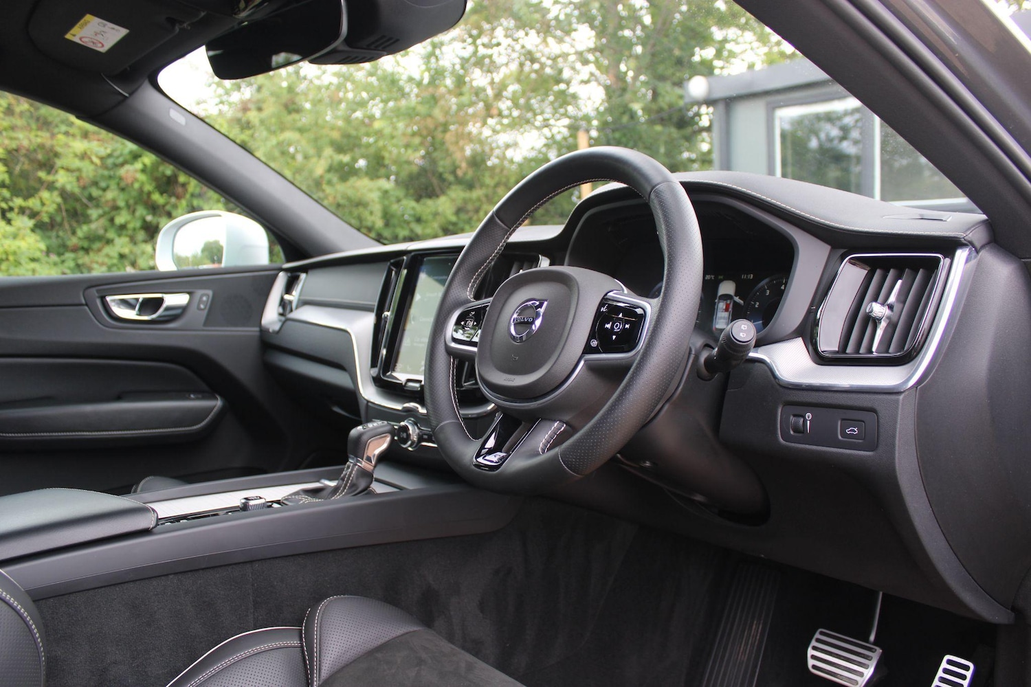 Used Volvo XC60 2018 for sale - 76996690: Photo 5