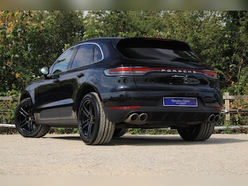 Used Porsche Macan 2021 for sale - 79520295: Photo