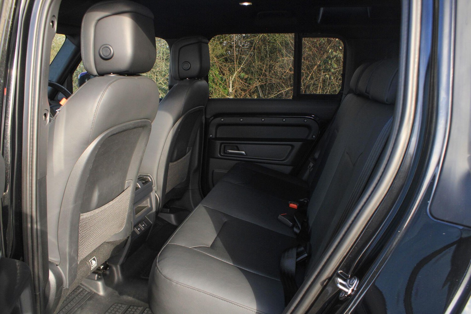 Used Land Rover Defender 110 for sale - 77670381: Photo 26