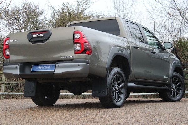 Used Toyota Hilux 2023 for sale - 73601180: Photo 17