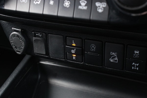 Used Toyota Hilux 2023 for sale - 73601180: Photo 24