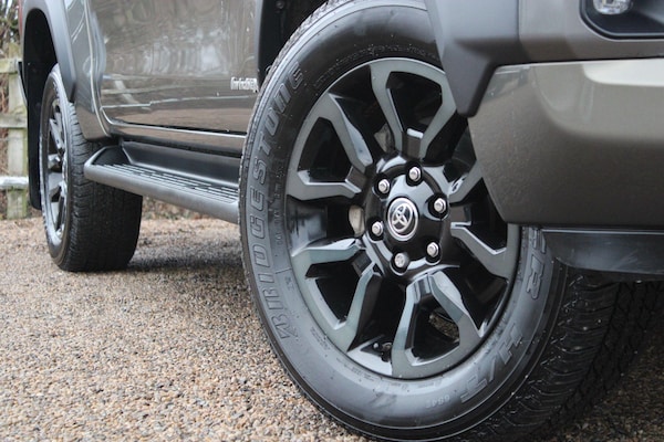 Used Toyota Hilux 2023 for sale - 73601180: Photo 8