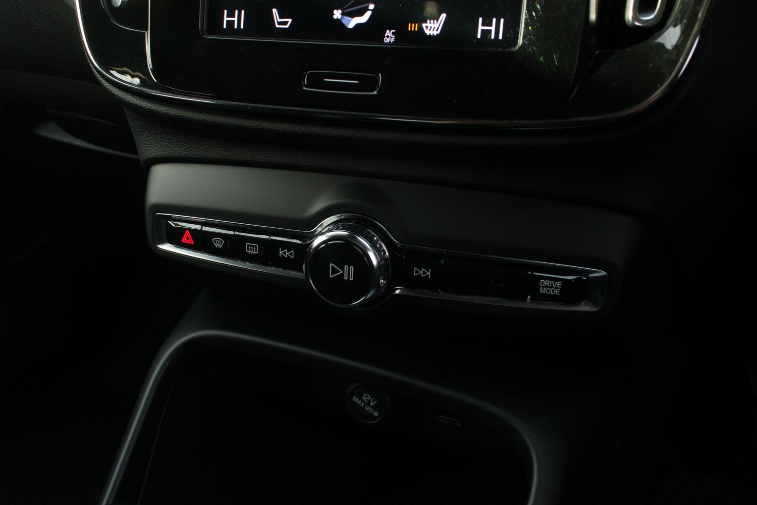 Used Volvo XC40 2019 for sale - 76239710: Photo 19