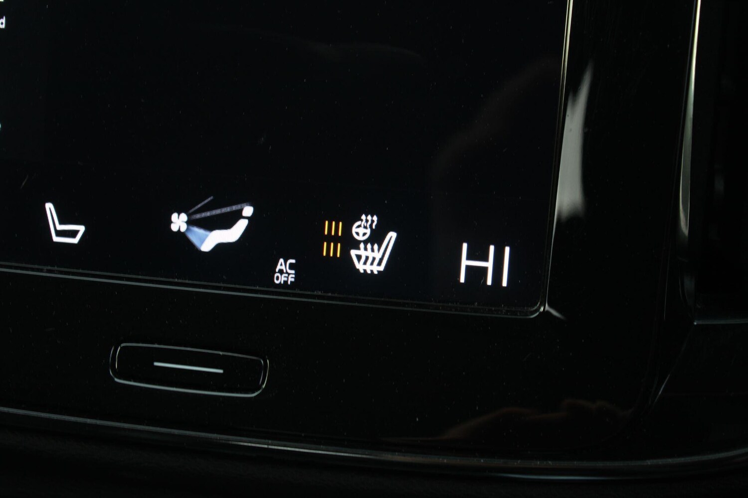 Used Volvo XC40 2019 for sale - 76239710: Photo 23