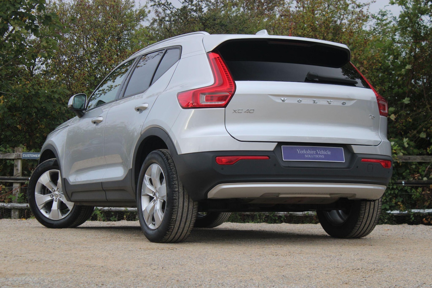 Used Volvo XC40 2019 for sale - 76239710: Photo 3
