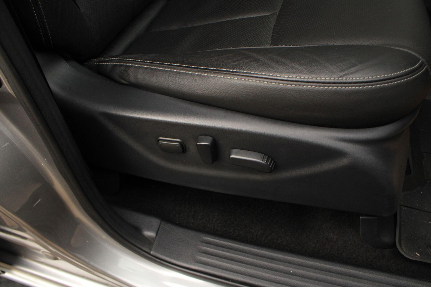 Used Nissan Navara 2016 for sale - 77696067: Photo 30