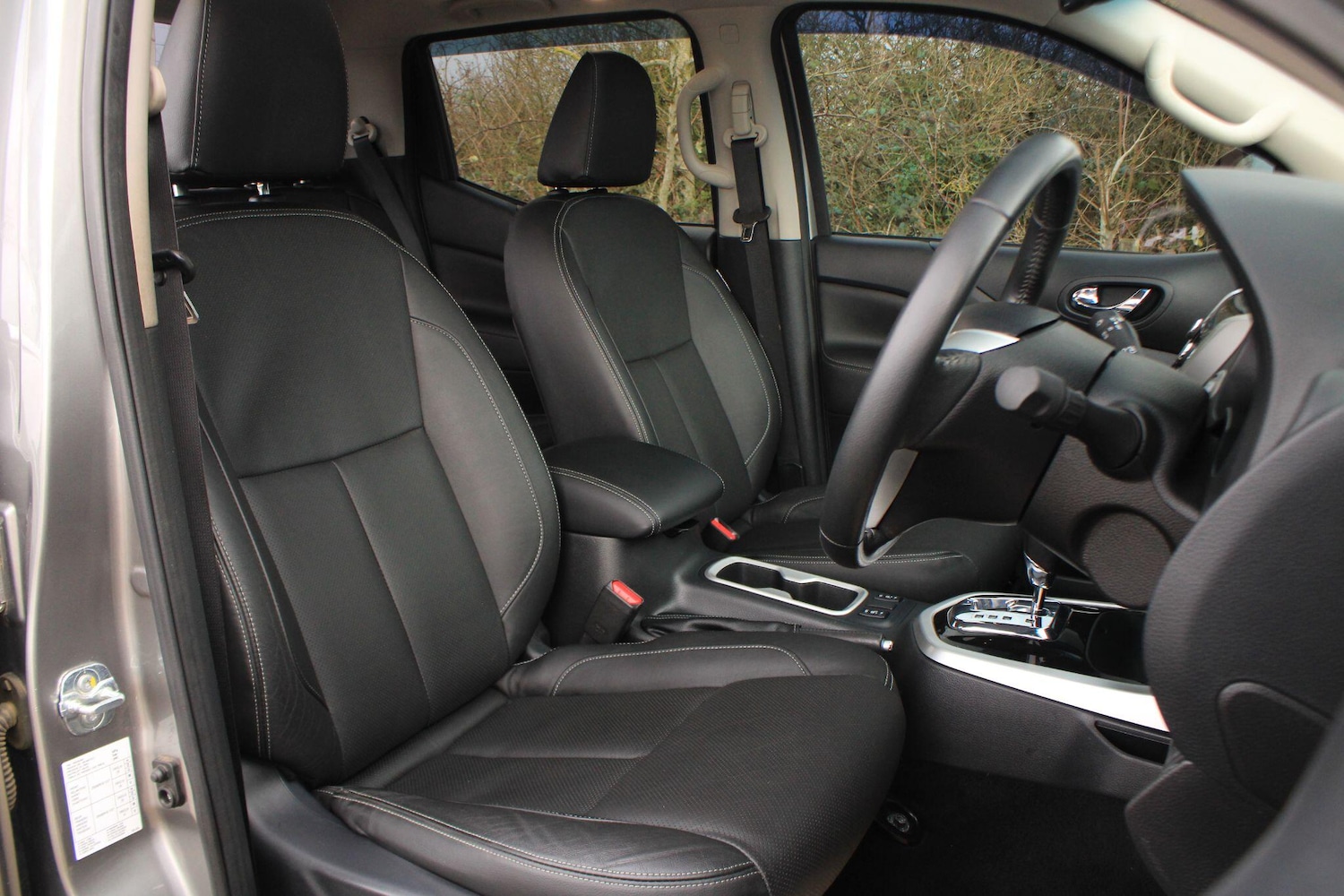 Used Nissan Navara 2016 for sale - 77696067: Photo 4