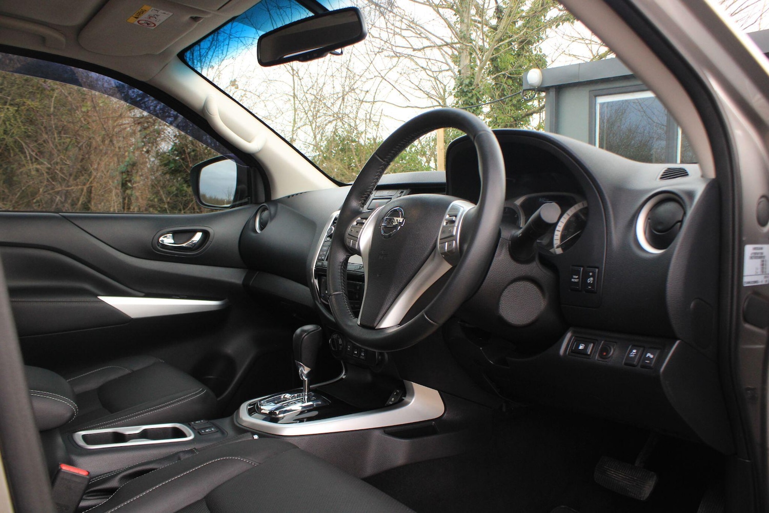 Used Nissan Navara 2016 for sale - 77696067: Photo 5