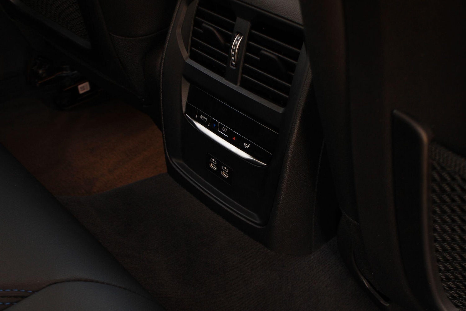 Used BMW i4 for sale - 76866310: Photo 37