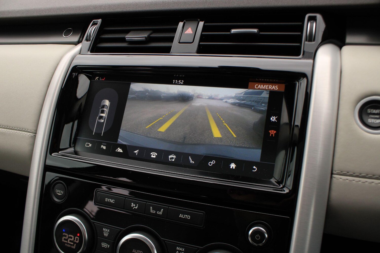 Used Land Rover Discovery for sale - 77550192: Photo 16