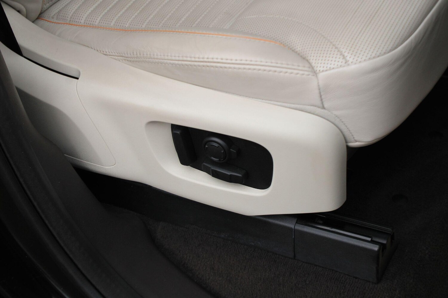 Used Land Rover Discovery for sale - 77550192: Photo 35