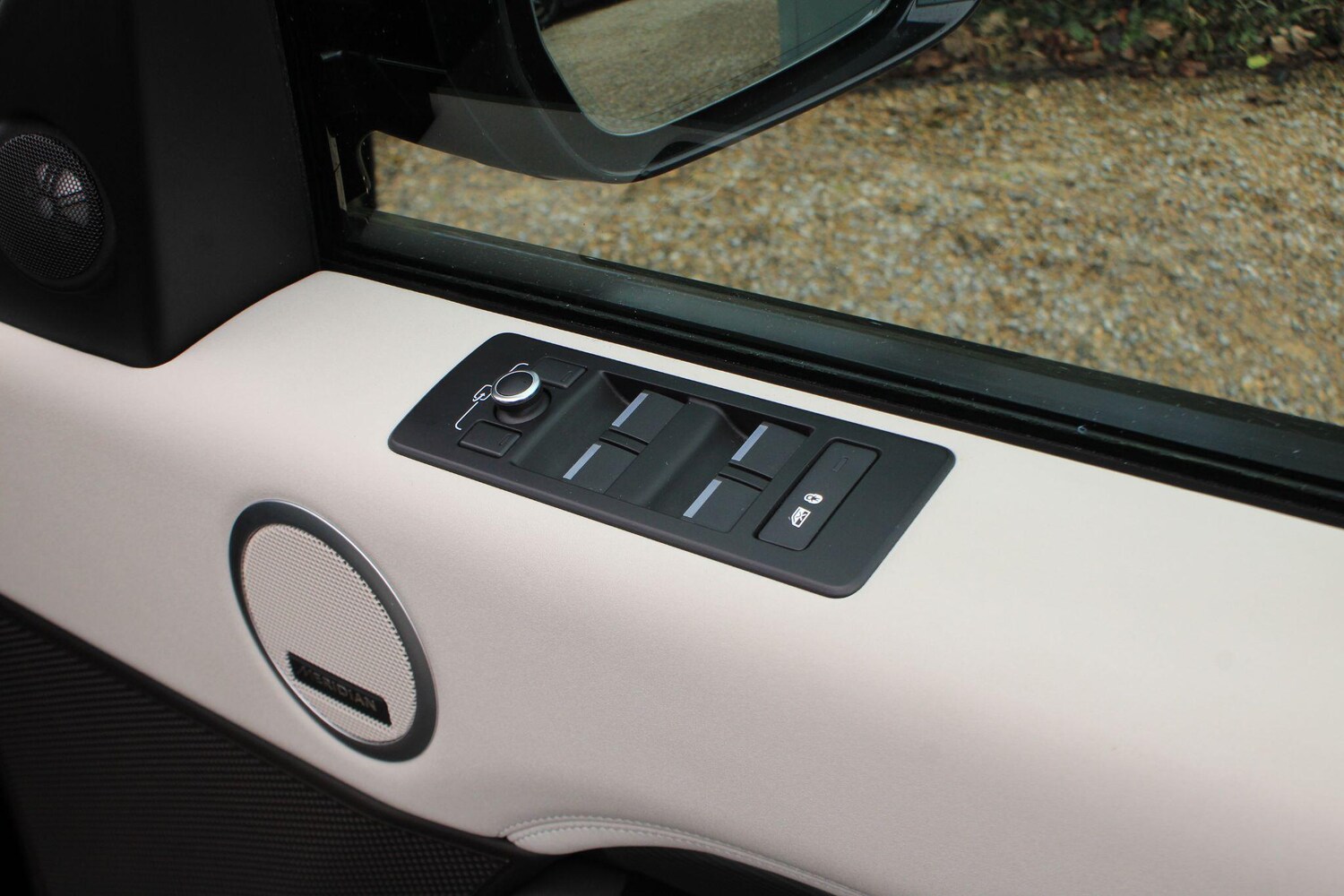 Used Land Rover Discovery for sale - 77550192: Photo 40