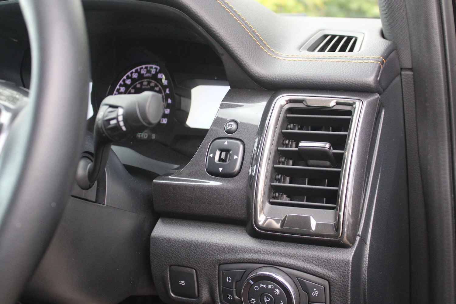 Vehicle 33