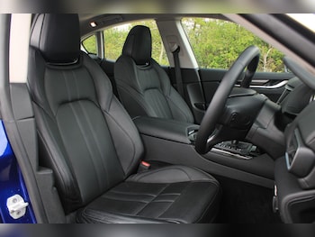 Used Maserati Levante 2022 for sale - 78292208: Photo