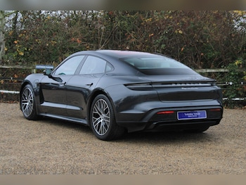 Used Porsche Taycan 2021 for sale - 76926023: Photo