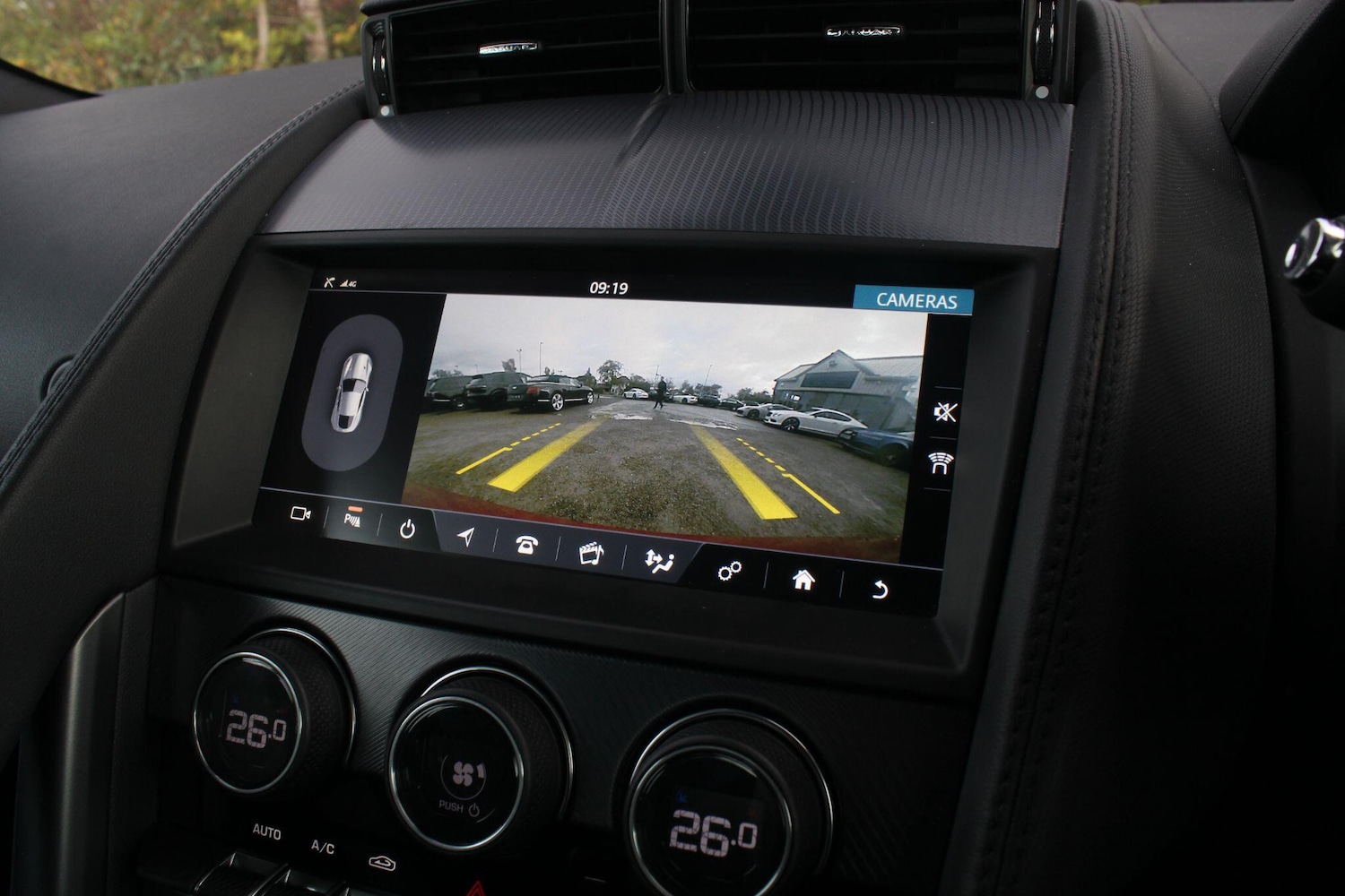 Used Jaguar F-Type 2019 for sale - 76189619: Photo 19