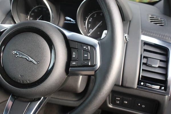 Used Jaguar F-Type 2019 for sale - 76189619: Photo 24