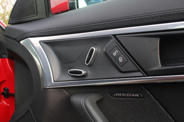 Used Jaguar F-Type 2019 for sale - 76189619: Photo 26