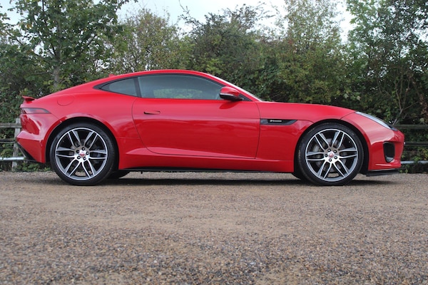 Used Jaguar F-Type 2019 for sale - 76189619: Photo 2