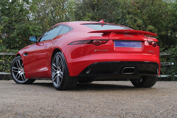 Used Jaguar F-Type 2019 for sale - 76189619: Photo 3