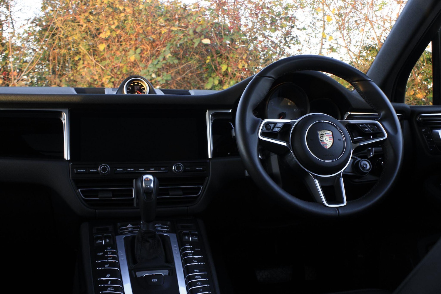 Used Porsche Macan 2020 for sale - 76701180: Photo 10