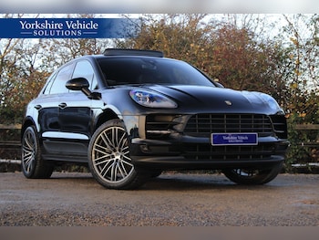 Used Porsche Macan 2020 for sale - 76701180: Photo