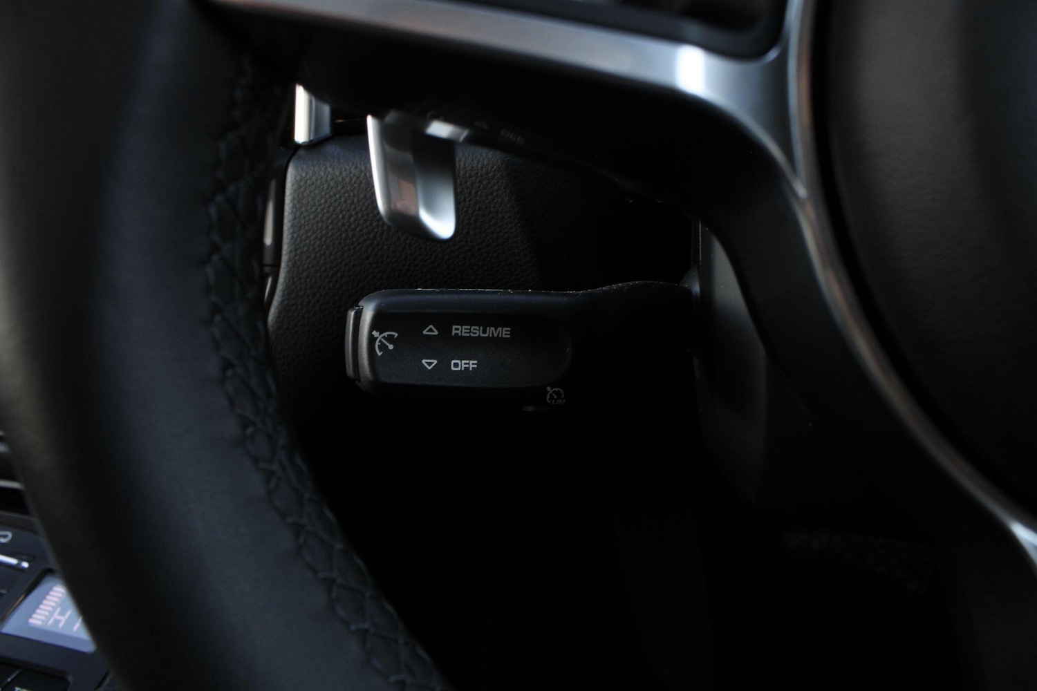 Used Porsche Macan 2020 for sale - 76701180: Photo 32