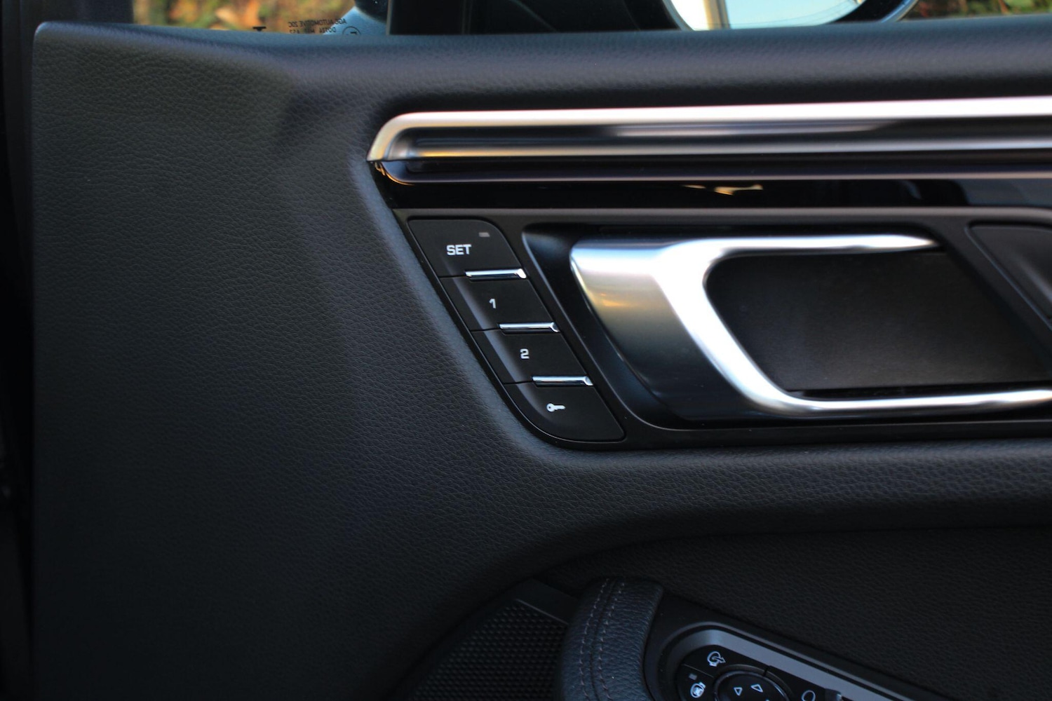 Used Porsche Macan 2020 for sale - 76701180: Photo 33