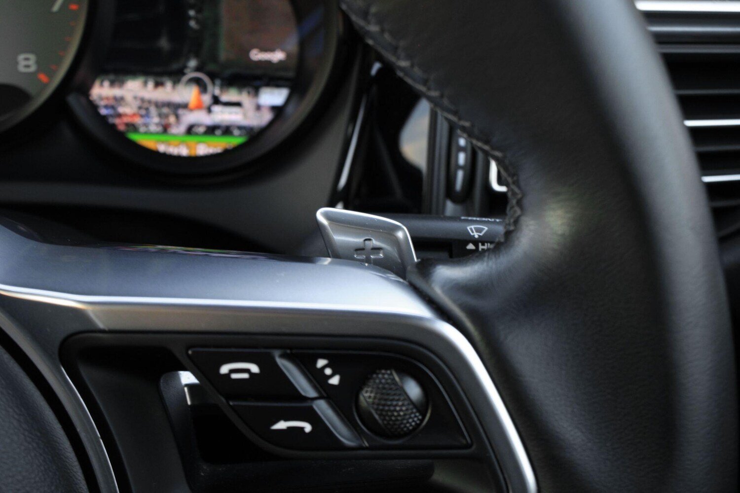 Used Porsche Macan 2020 for sale - 76701180: Photo 38