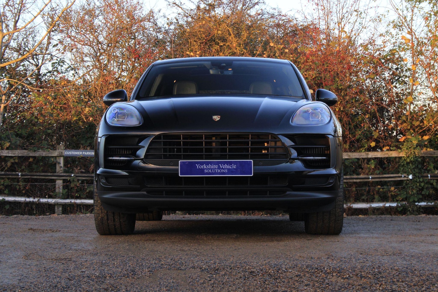 Used Porsche Macan 2020 for sale - 76701180: Photo 40