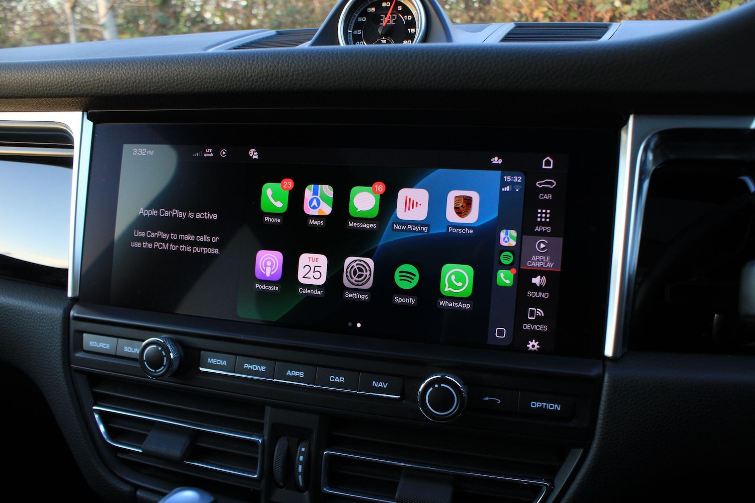 Used Porsche Macan 2020 for sale - 76701180: Photo 9