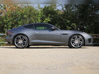 Used Jaguar F-Type 2019 for sale - 79646321: Photo