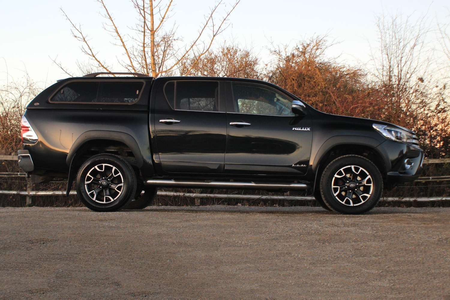 Used Toyota Hilux 2017 for sale - 77091459: Photo 2